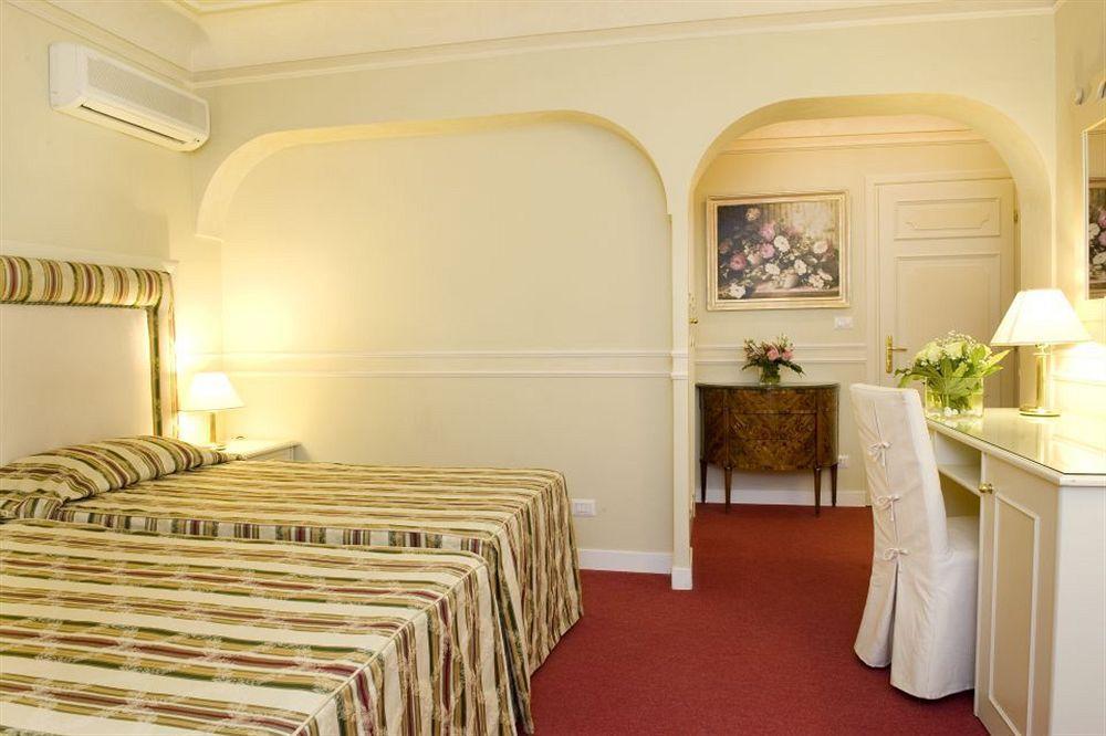 גרוטאפראטה Park Hotel Villaferrata מראה חיצוני תמונה