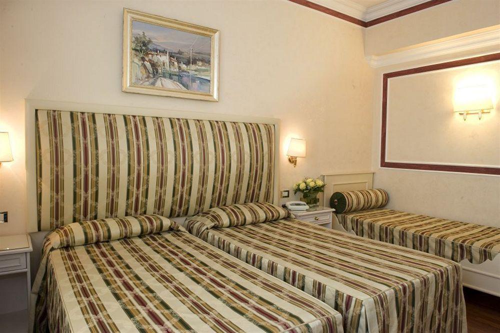 גרוטאפראטה Park Hotel Villaferrata מראה חיצוני תמונה