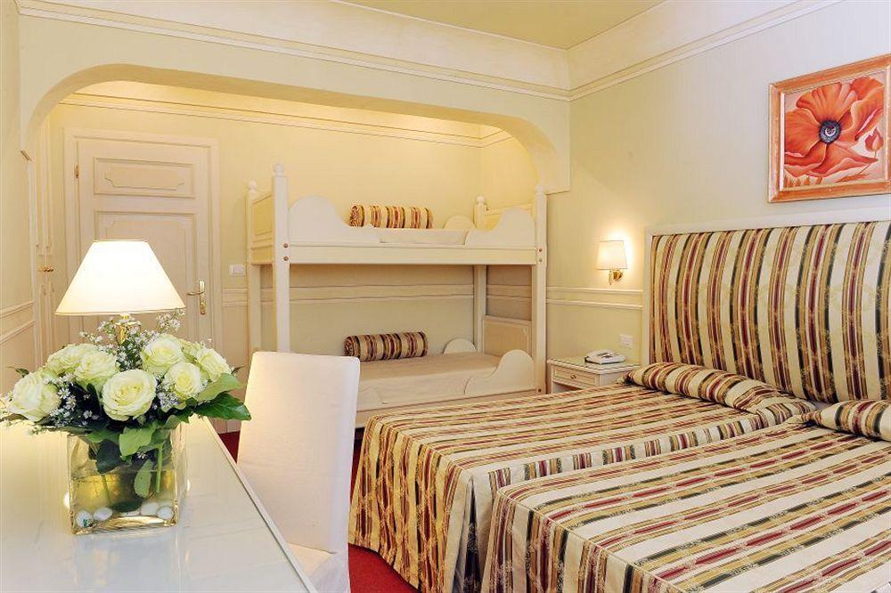 גרוטאפראטה Park Hotel Villaferrata מראה חיצוני תמונה
