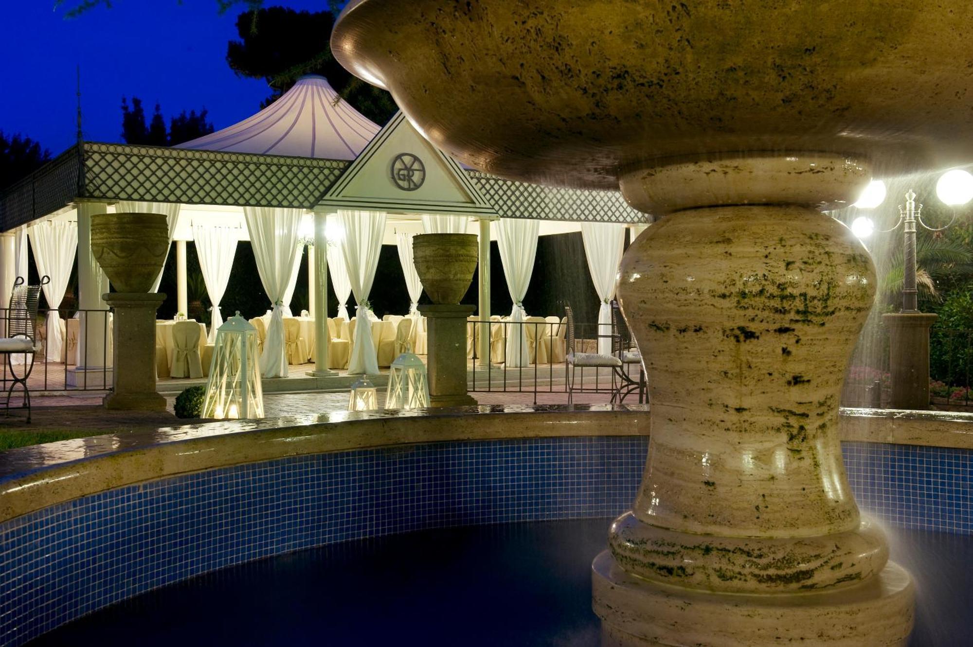 גרוטאפראטה Park Hotel Villaferrata מראה חיצוני תמונה