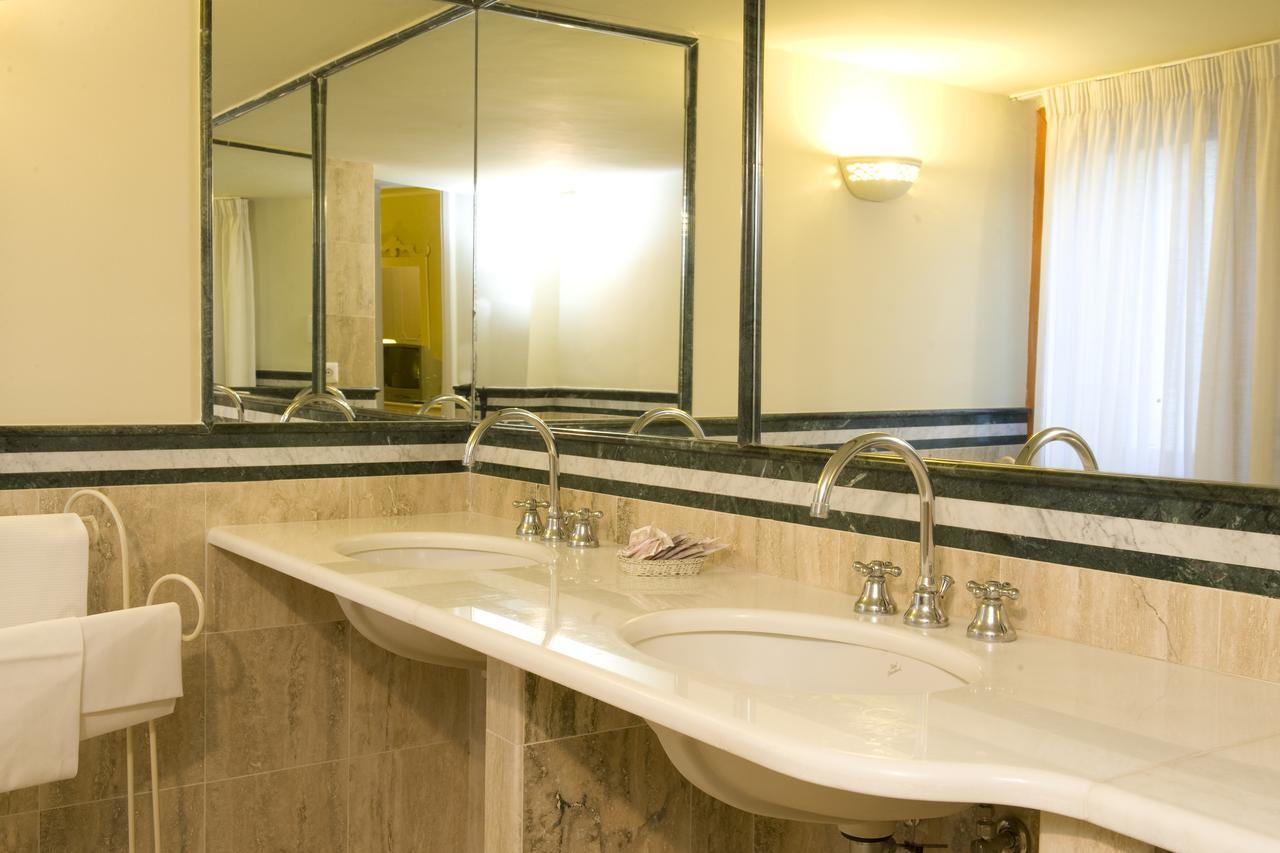 גרוטאפראטה Park Hotel Villaferrata מראה חיצוני תמונה
