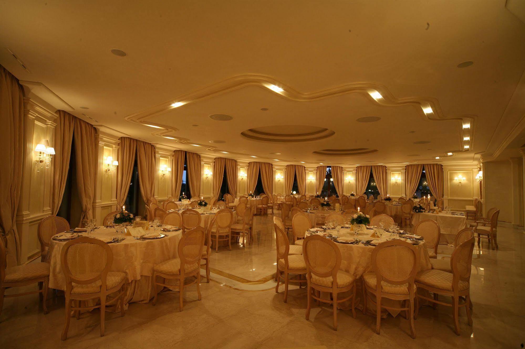 גרוטאפראטה Park Hotel Villaferrata מראה חיצוני תמונה